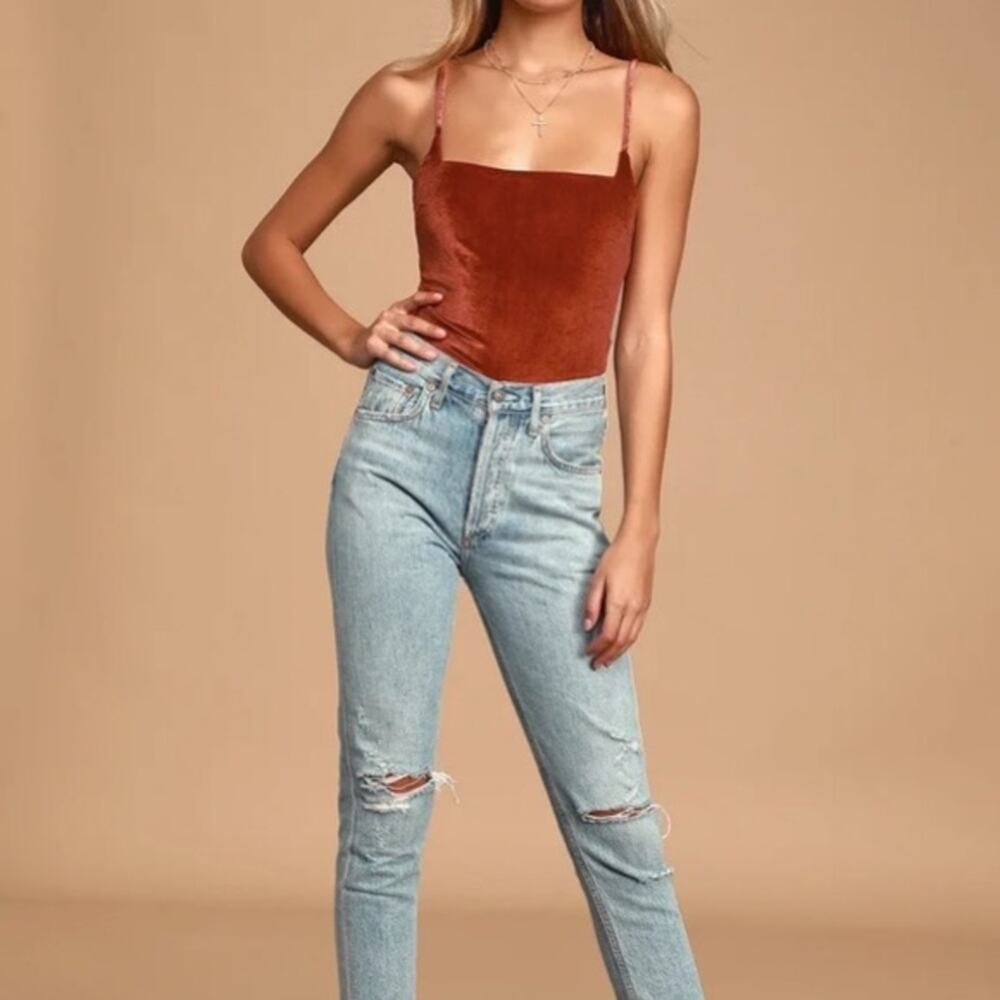 Lulus Ultimate Babe Rust Orange Velvet Square Neck Bodysuit Style 860162